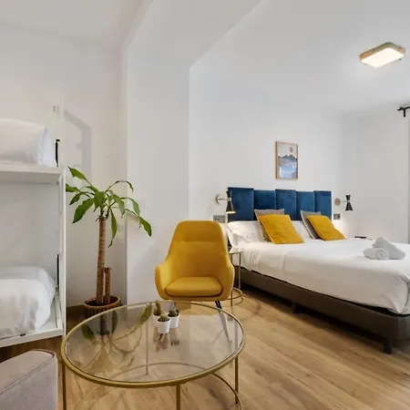 Hotel Malaga City Suites 2*
