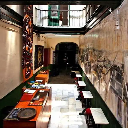Malaga City Suites Hotel 2*