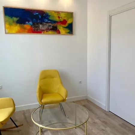 Malaga City Suites Hotell 2*