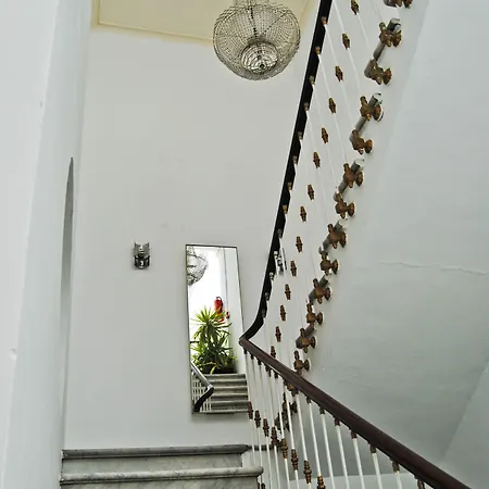 Malaga City Suites 2* מאלגה