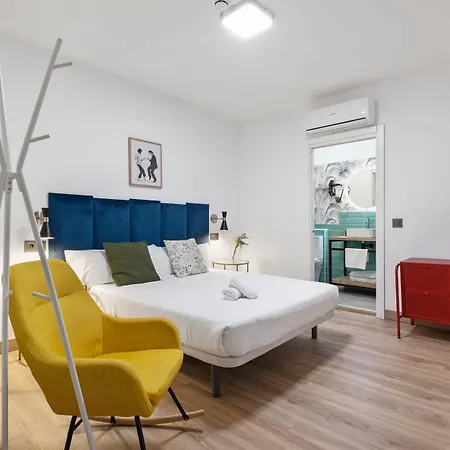 מלון Malaga City Suites